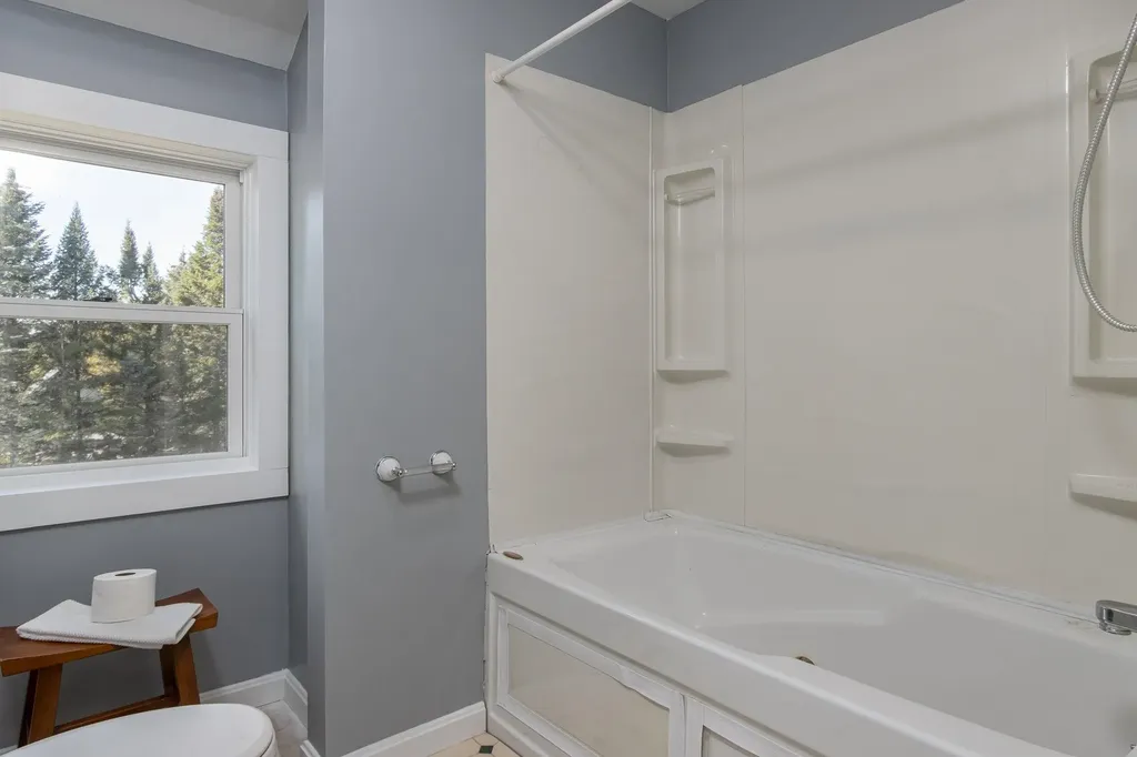 424 Terrie Drive Pembroke NH 03275