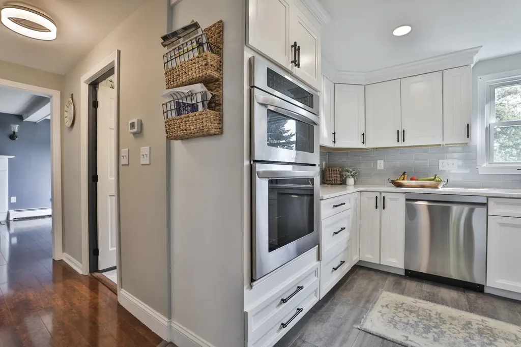 1 Joan Street Derry NH 03038