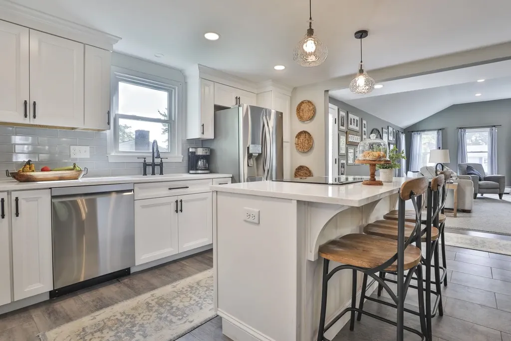 1 Joan Street Derry NH 03038