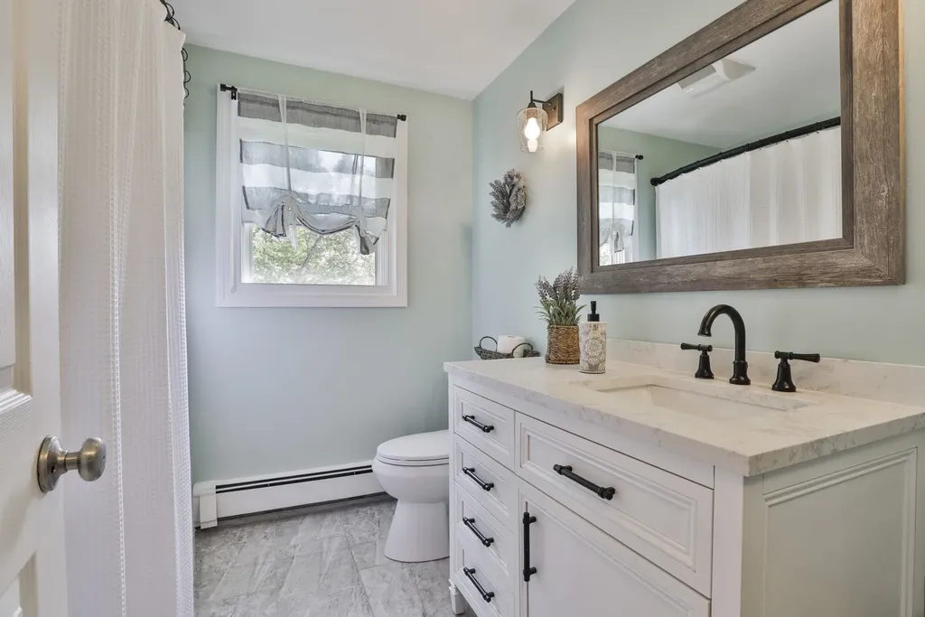 1 Joan Street Derry NH 03038