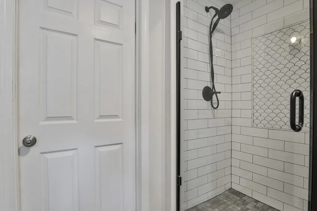 1 Joan Street Derry NH 03038