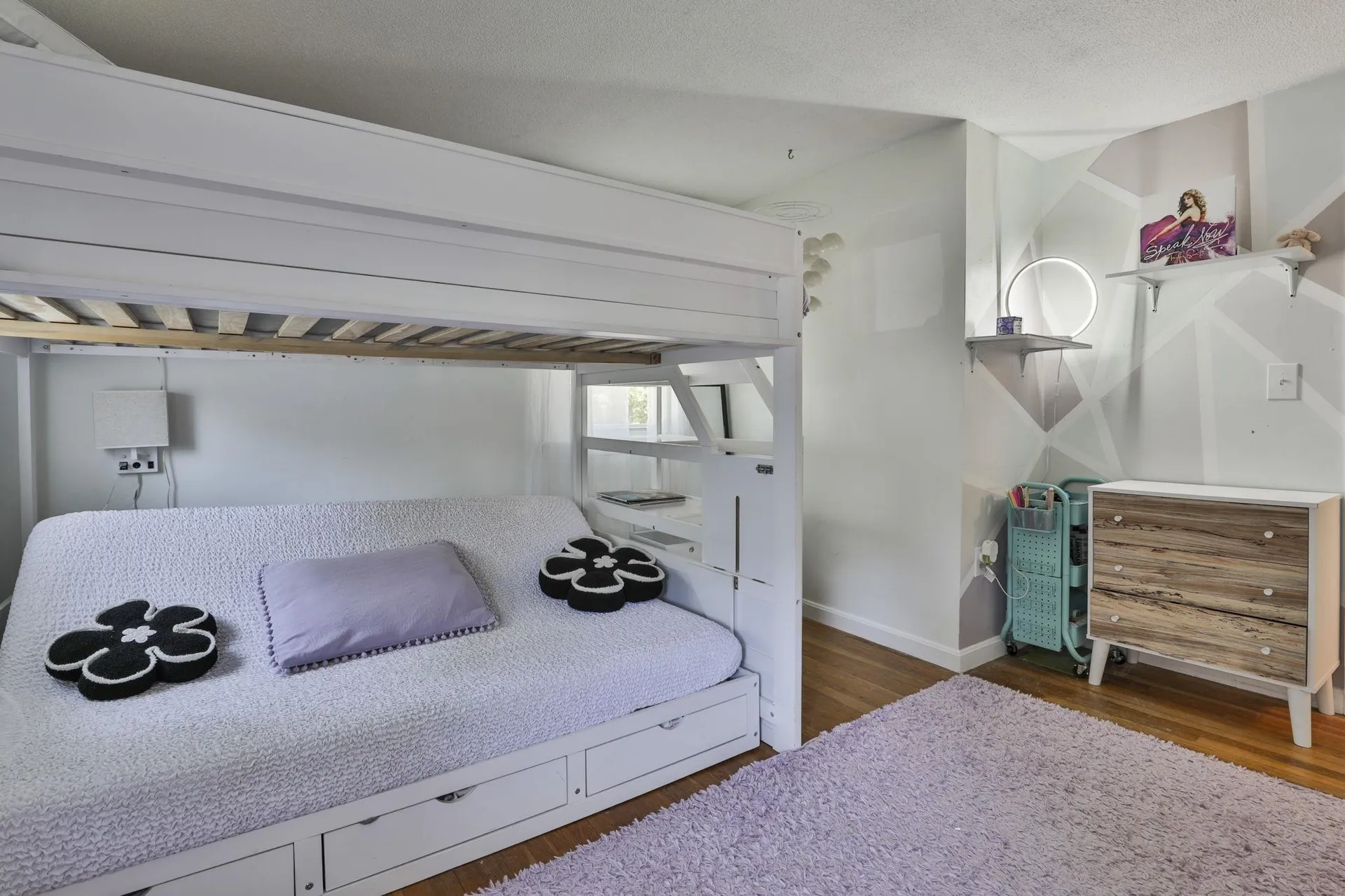 1 Joan Street Derry NH 03038