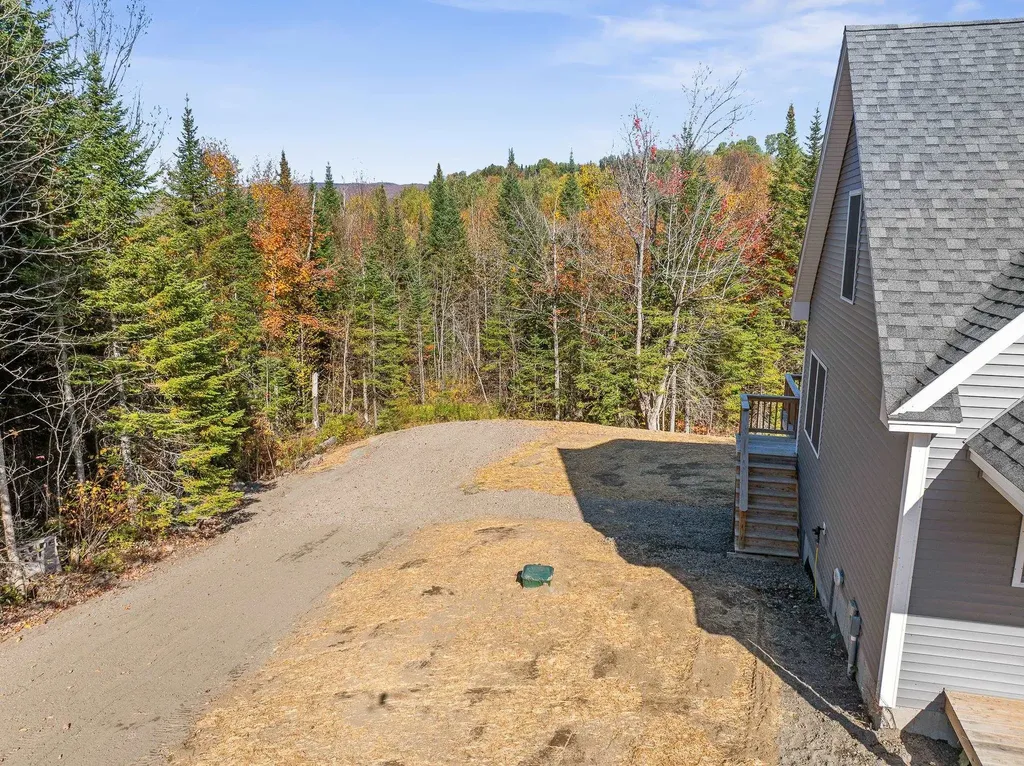 20-21 Johnson Lane Colebrook NH 03576