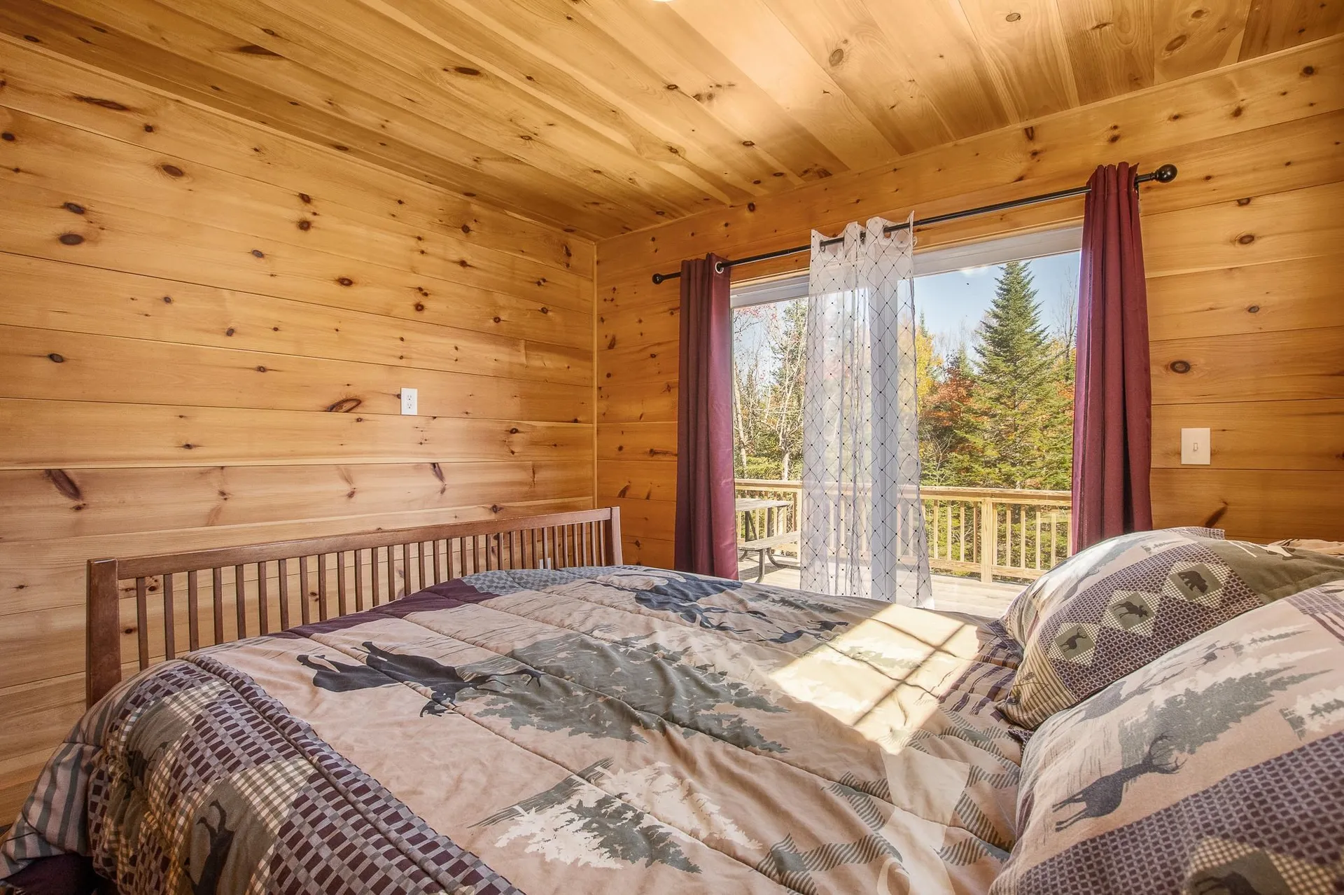 20-21 Johnson Lane Colebrook NH 03576