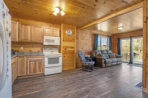 20-21 Johnson Lane Colebrook NH 03576