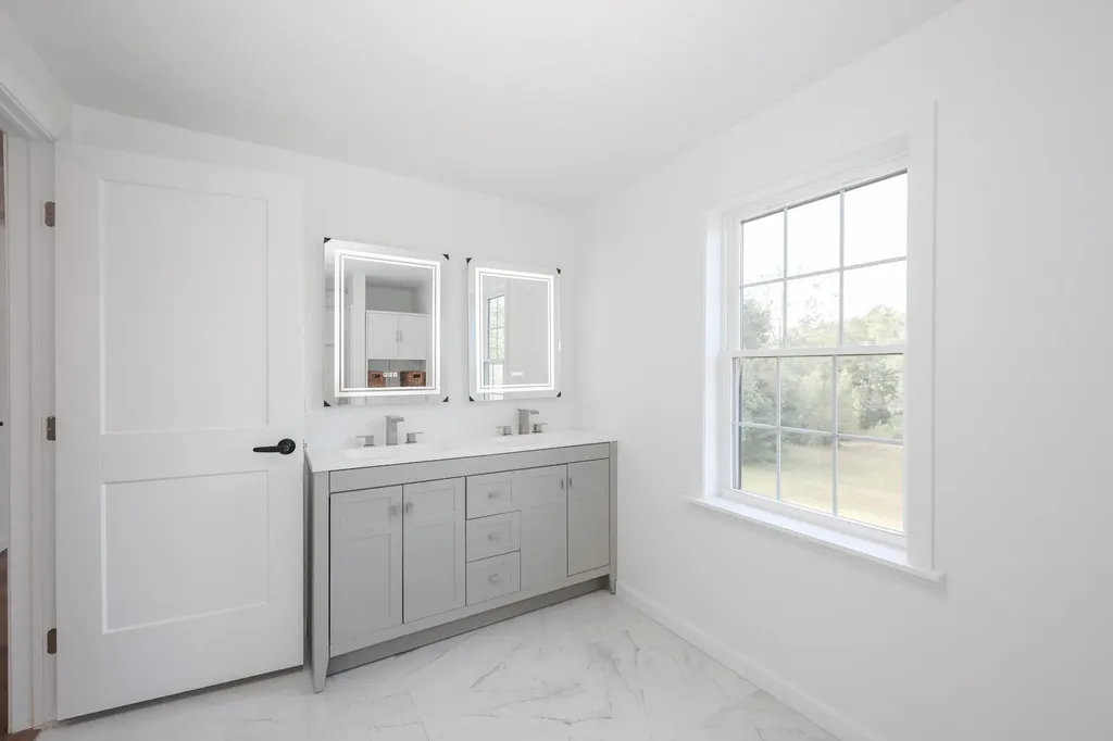 278 Stage Road Nottingham NH 03290