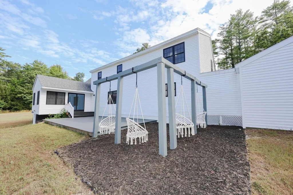 278 Stage Road Nottingham NH 03290