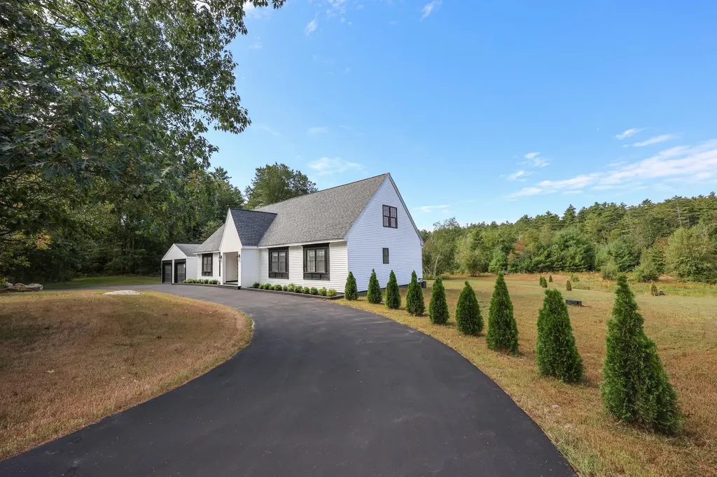 278 Stage Road Nottingham NH 03290