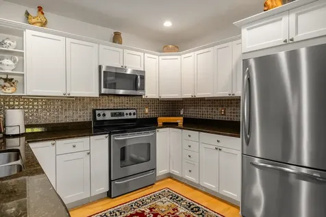 100 Shepards Cove Road Kittery ME 03904