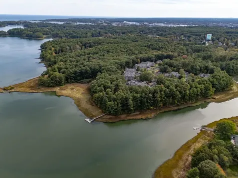 100 Shepards Cove Road Kittery ME 03904