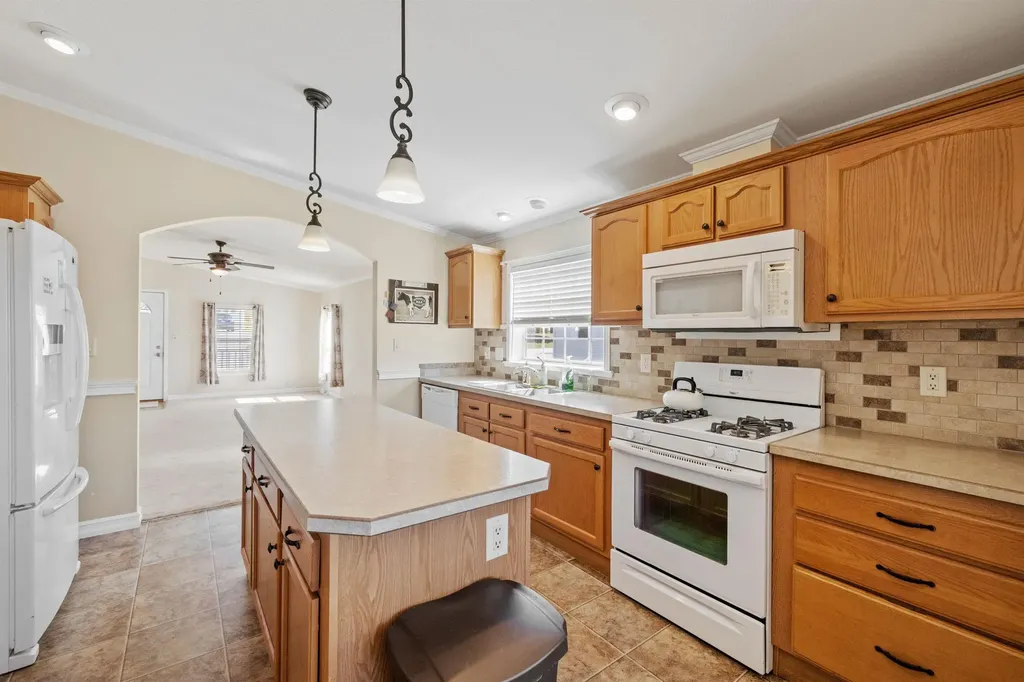 6 Morning Glory Drive Franklin NH 03235