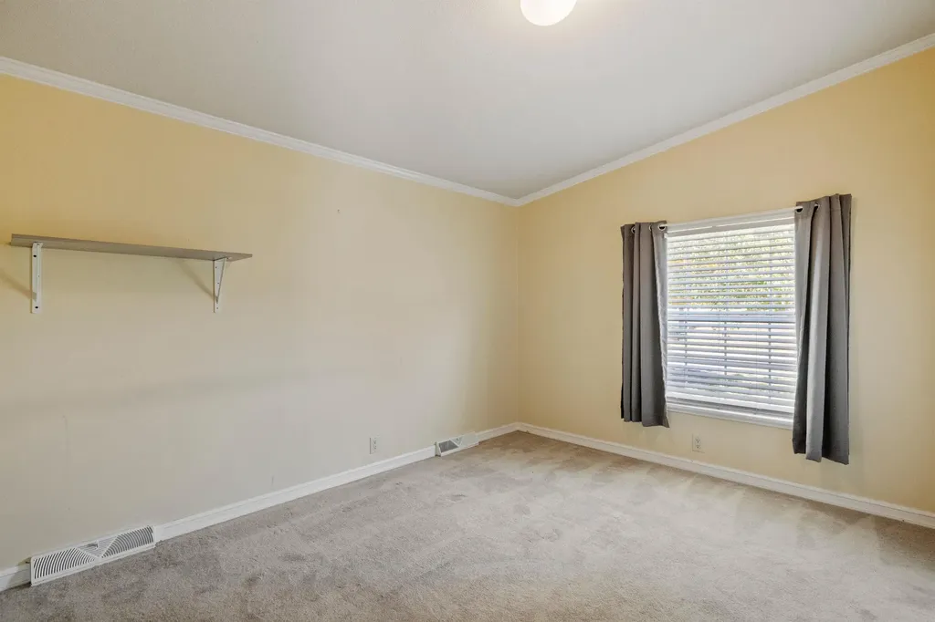 6 Morning Glory Drive Franklin NH 03235