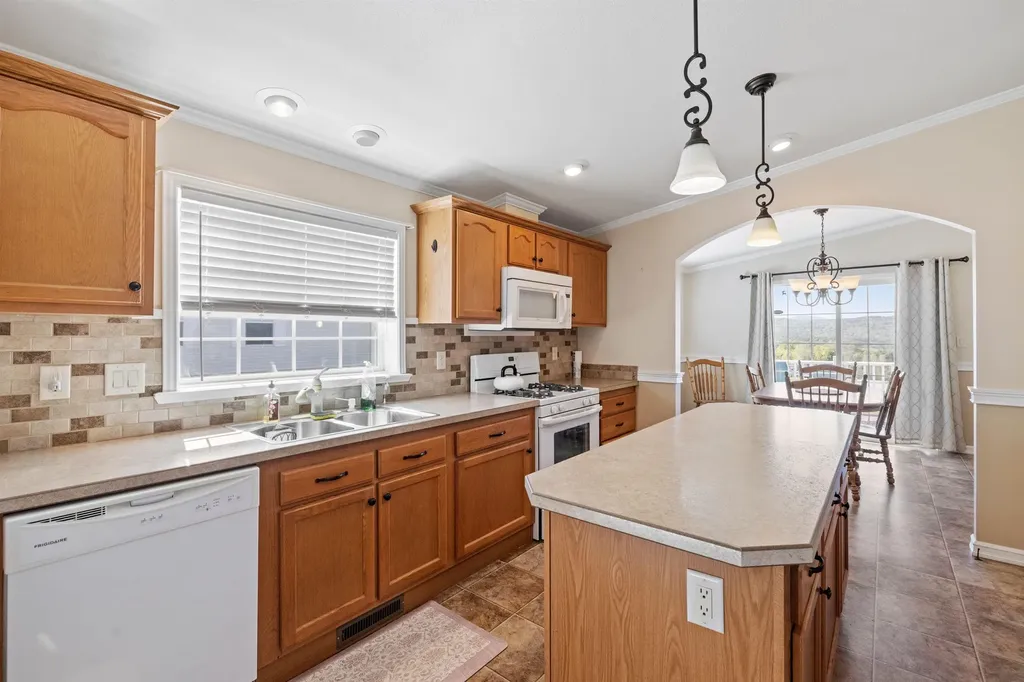 6 Morning Glory Drive Franklin NH 03235