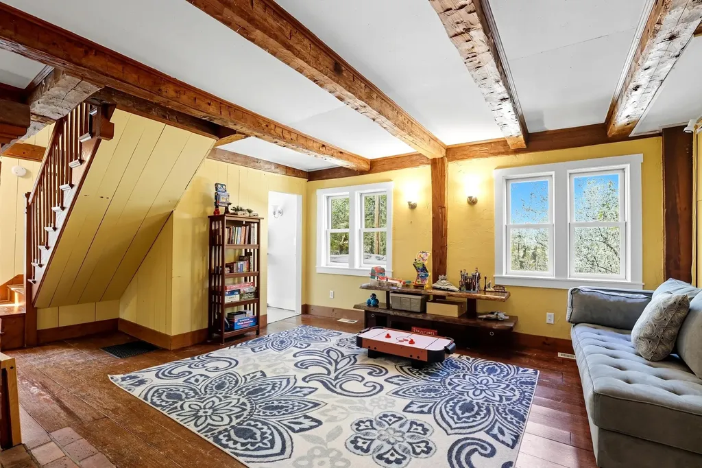 1569 George Hill Road Springfield NH 03284