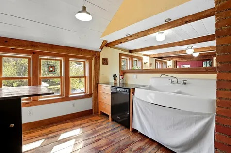 1569 George Hill Road Springfield NH 03284