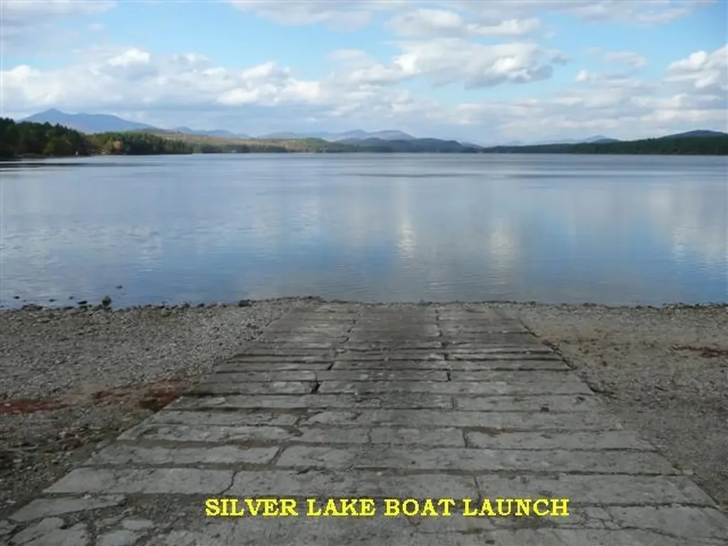 19 West Bergamo Road Madison NH 03849