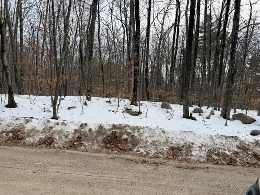 19 West Bergamo Road Madison NH 03849