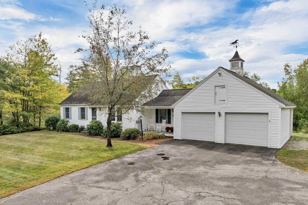 55 Pleasant Valley Road Wolfeboro NH 03894