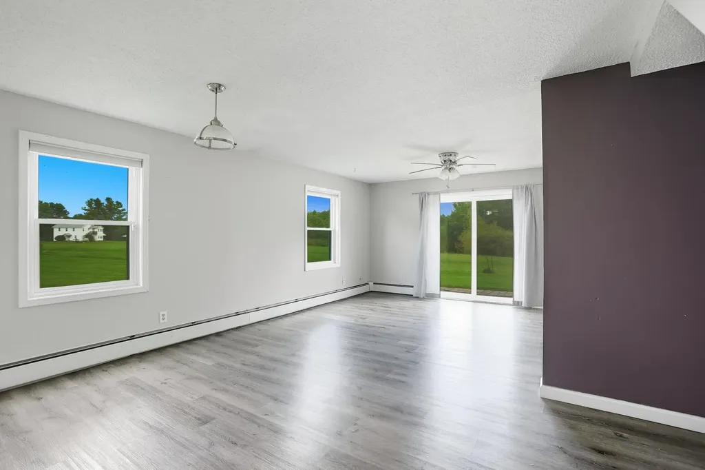 47 Saybrook Road Essex VT 05452