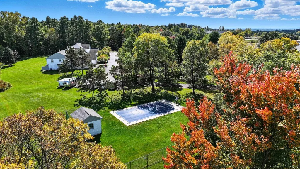 47 Saybrook Road Essex VT 05452