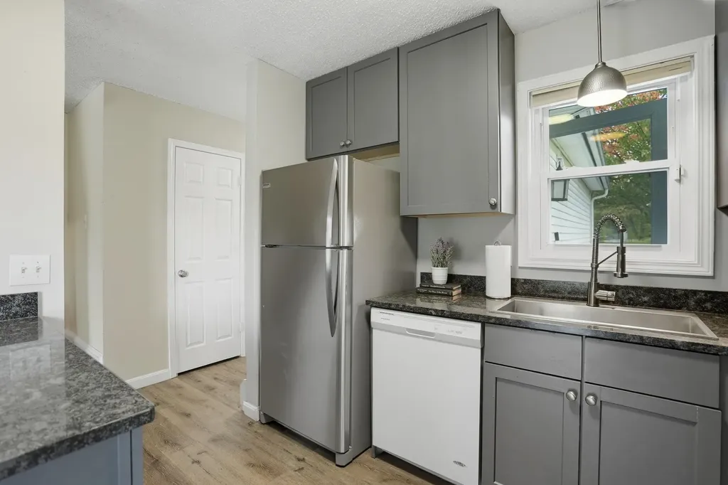 47 Saybrook Road Essex VT 05452