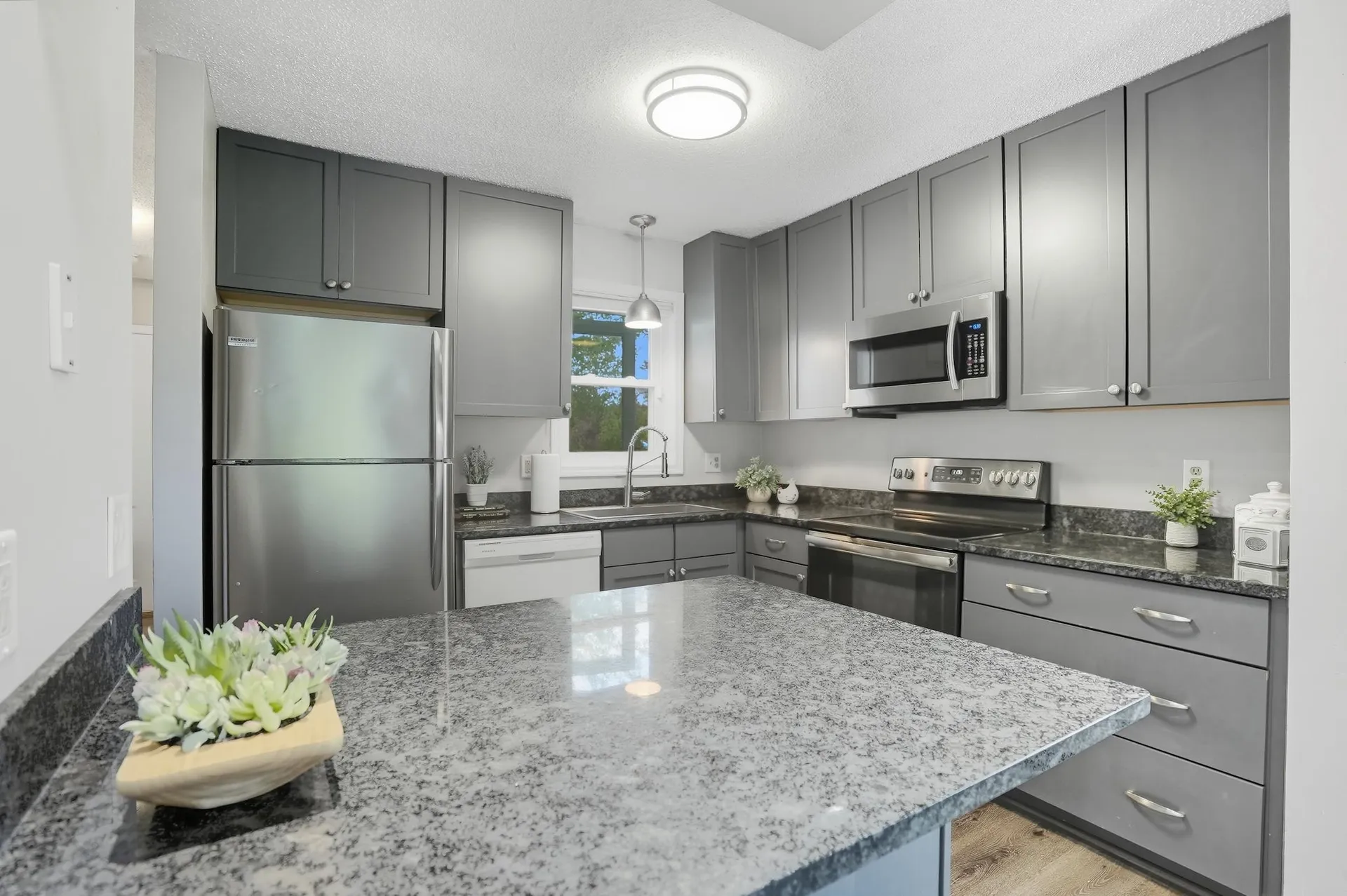 47 Saybrook Road Essex VT 05452