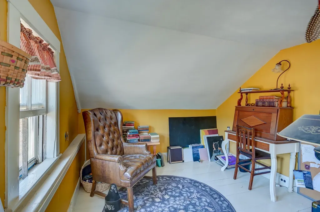 78 School Street Effingham NH 03882