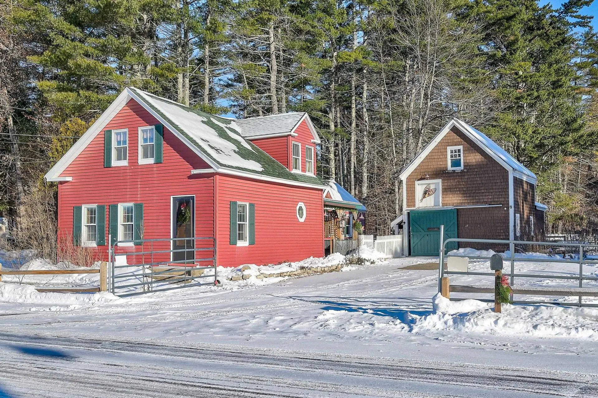 78 School Street Effingham NH 03882