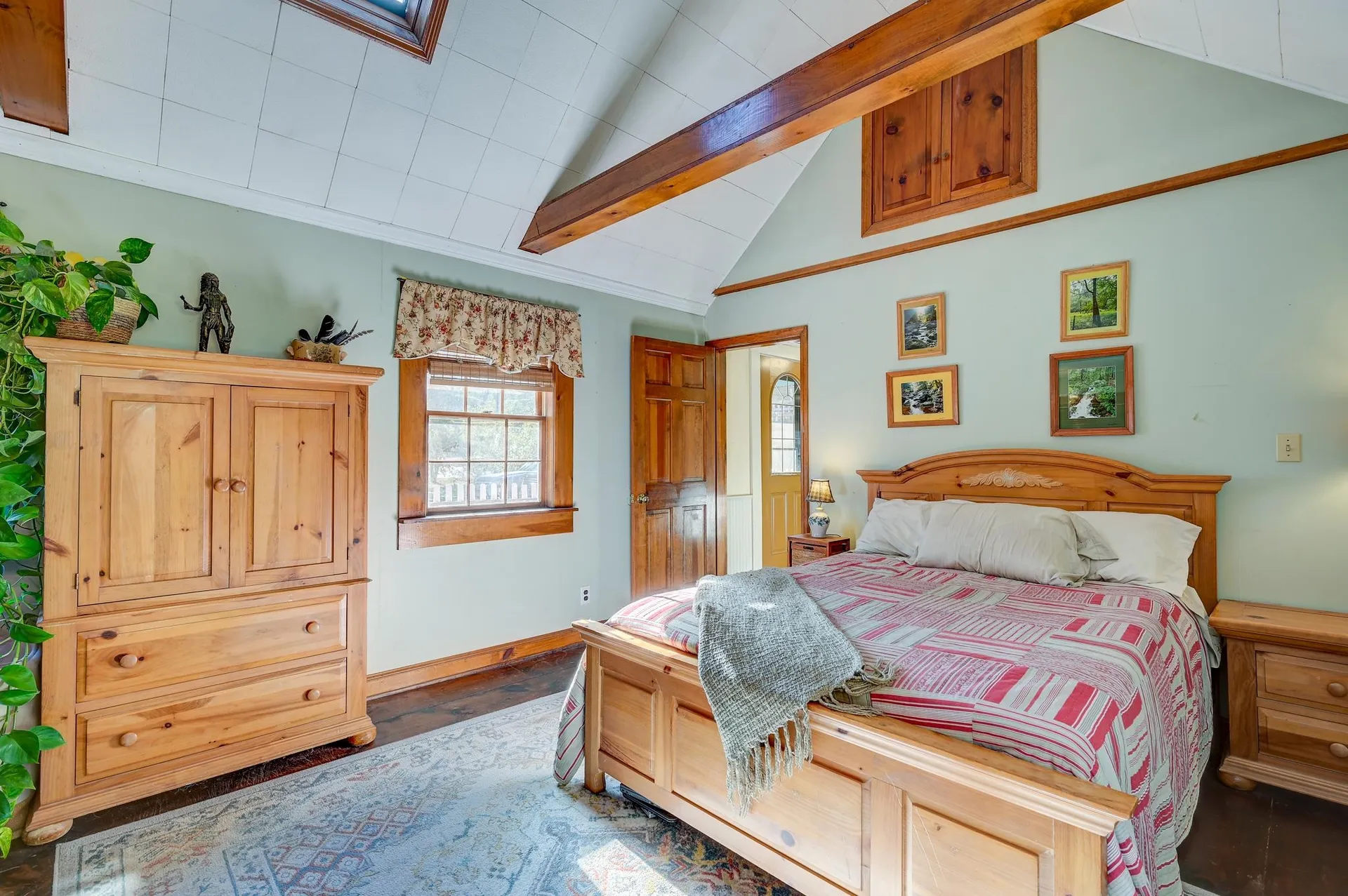 78 School Street Effingham NH 03882