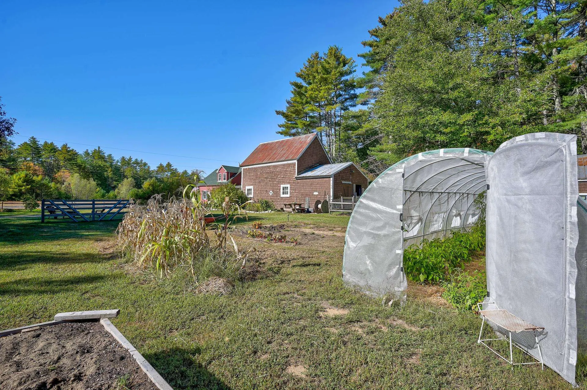 78 School Street Effingham NH 03882