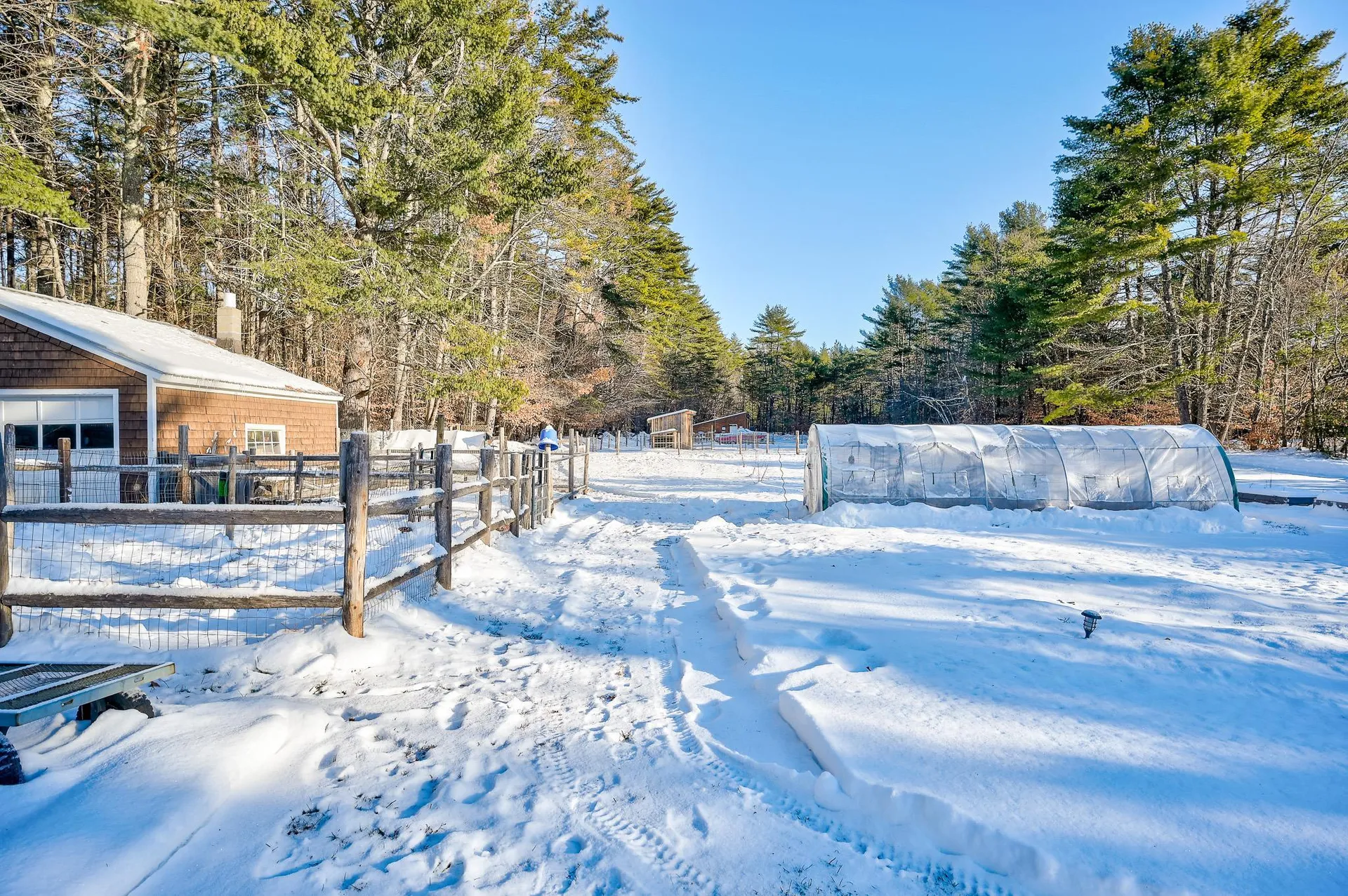 78 School Street Effingham NH 03882