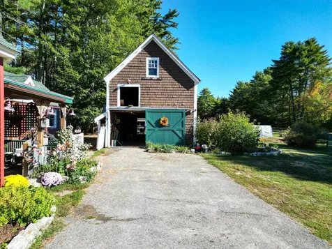 78 School Street Effingham NH 03882