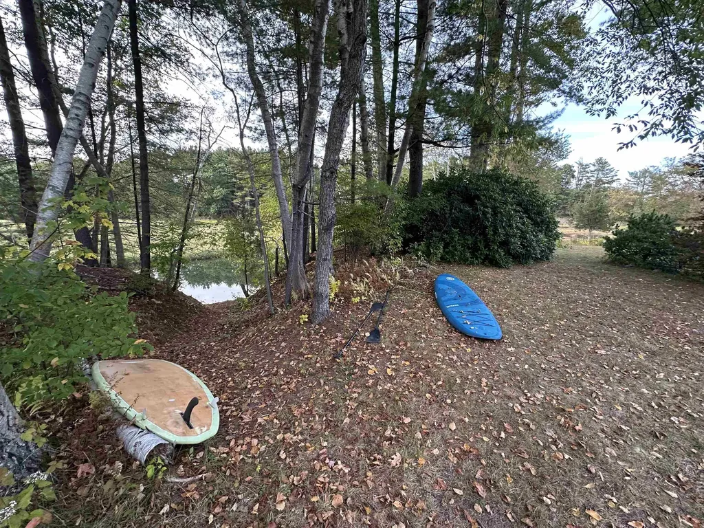 38 Brimmer Lane Hampton Falls NH 03844-2309