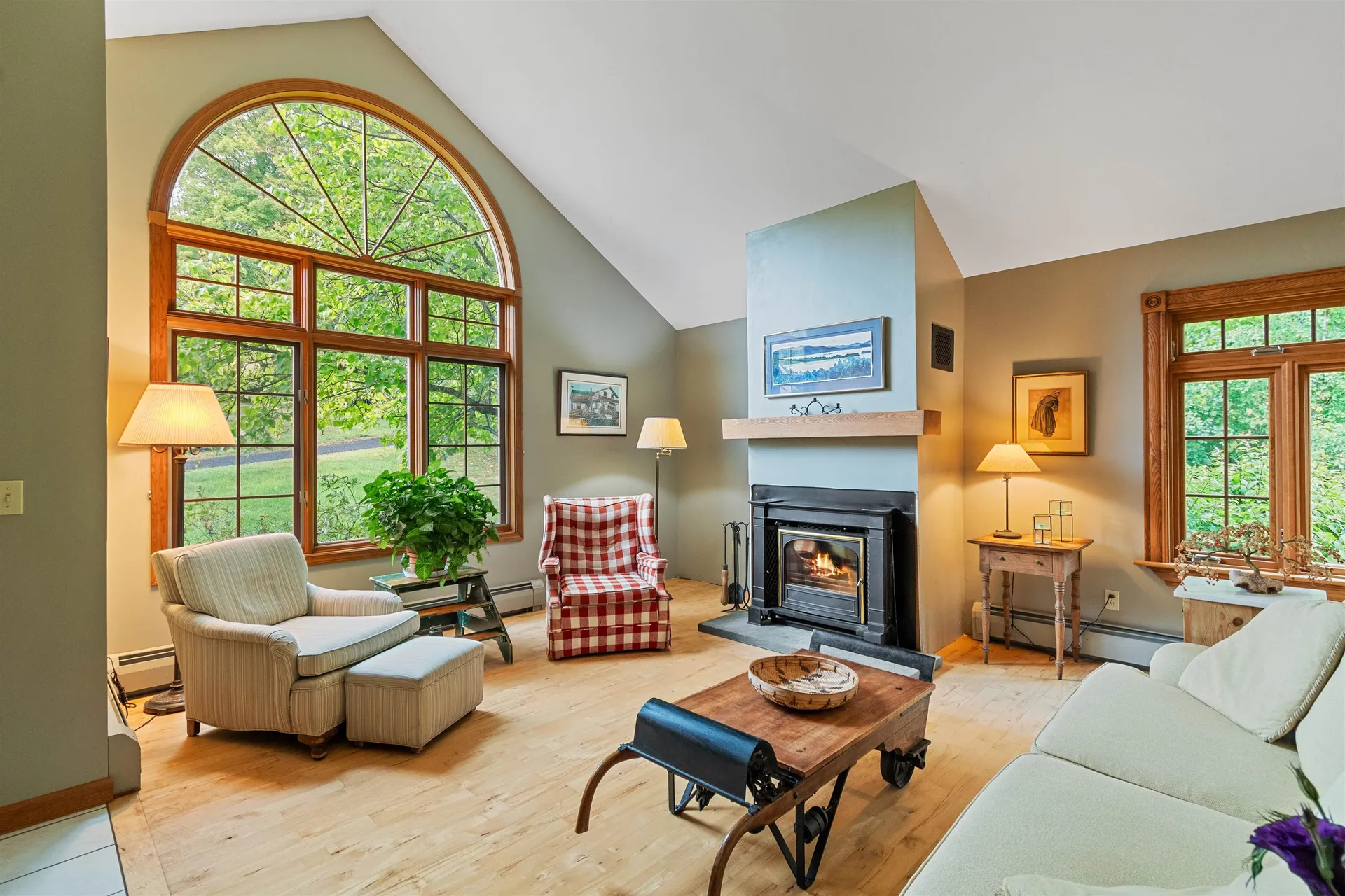 31 Lovers Lane Grand Isle VT 05458