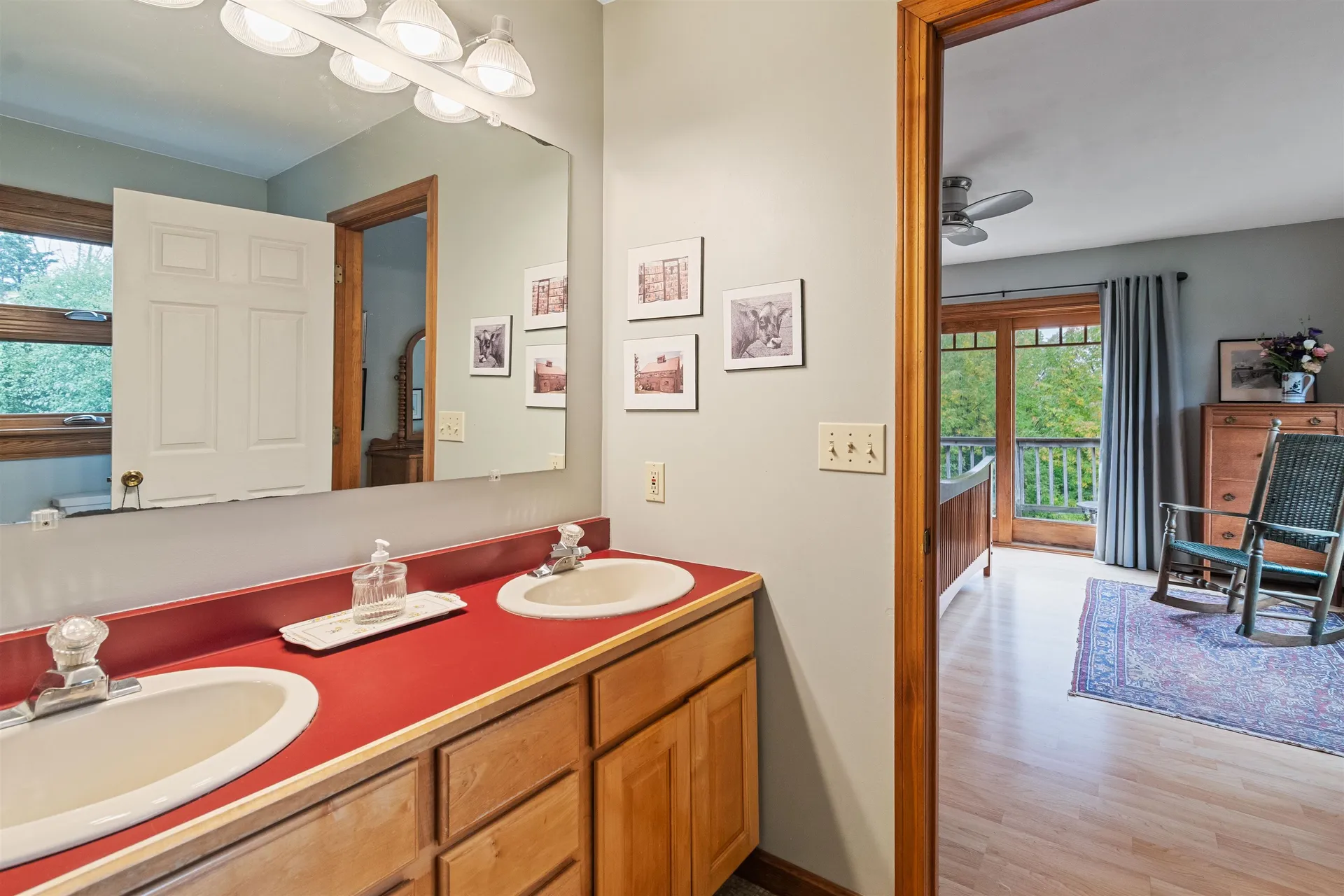 31 Lovers Lane Grand Isle VT 05458