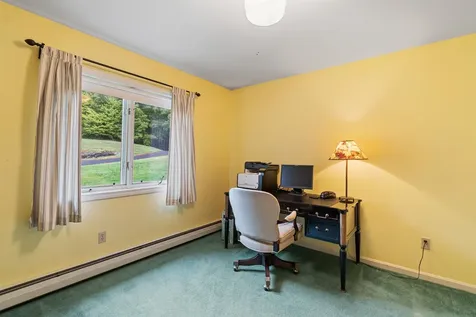 31 Lovers Lane Grand Isle VT 05458