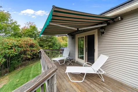 31 Lovers Lane Grand Isle VT 05458