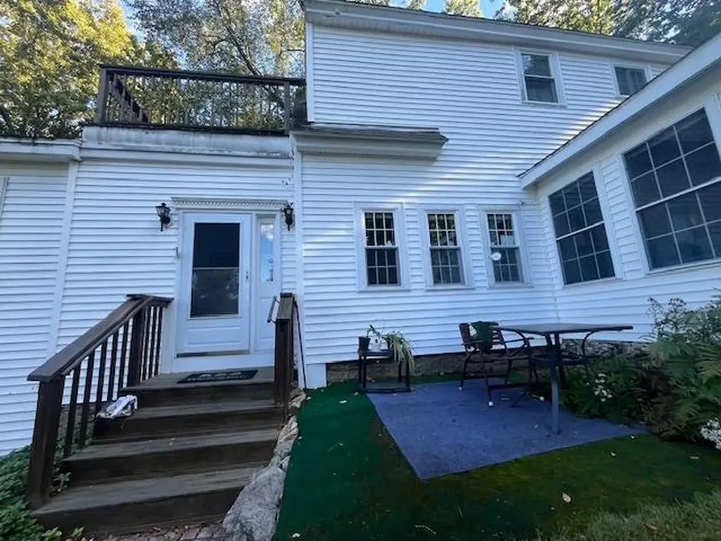 250 Joppa Hill Road Bedford NH 03110