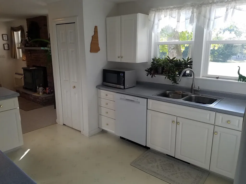 250 Joppa Hill Road Bedford NH 03110