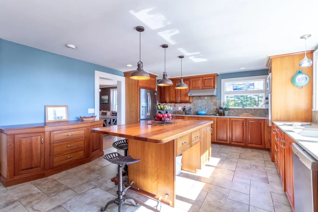 1417 Maple Ridge Road Newark VT 05871