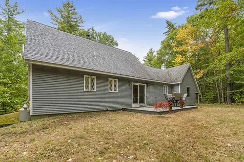 23 Friar Tuck Way Wolfeboro NH 03894