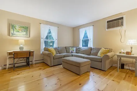 23 Friar Tuck Way Wolfeboro NH 03894