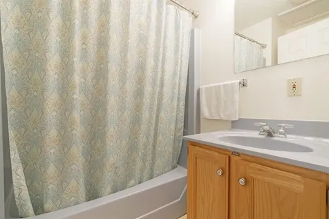 23 Friar Tuck Way Wolfeboro NH 03894