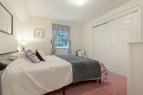 23 Friar Tuck Way Wolfeboro NH 03894