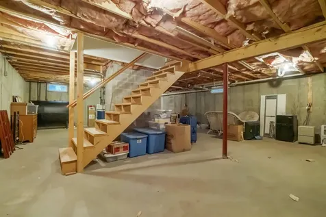 23 Friar Tuck Way Wolfeboro NH 03894