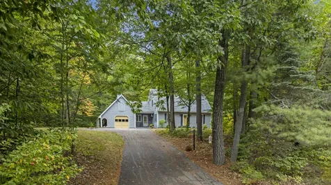 23 Friar Tuck Way Wolfeboro NH 03894