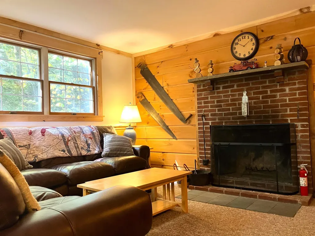 8 Little Bend Wilmington VT 05363