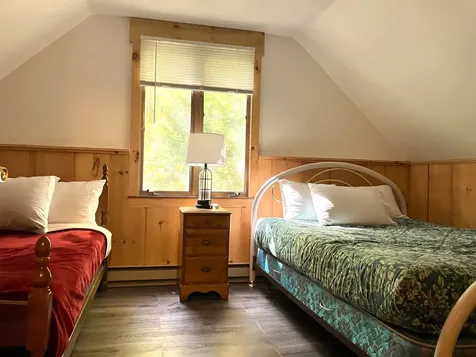 8 Little Bend Wilmington VT 05363