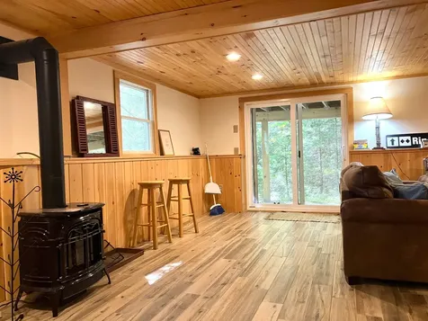 8 Little Bend Wilmington VT 05363