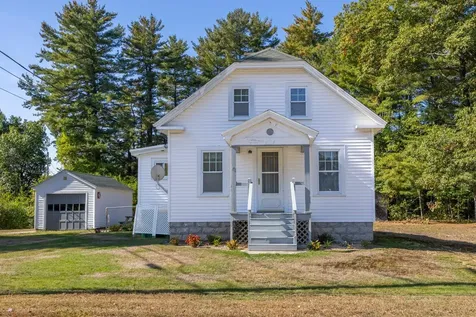 84 Chestnut Hill Road Rochester NH 03867